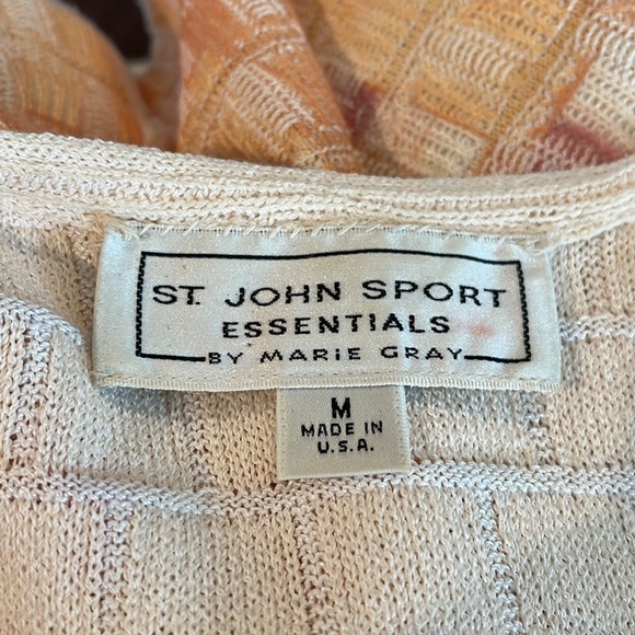 St John Sport Gold Top - Picture 4 of 5